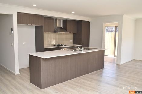 96 Stettler Bvd, Mickleham, VIC 3064