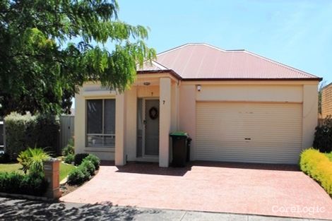 Property photo of 7 Morwell Gardens Caroline Springs VIC 3023