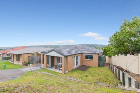 Property photo of 2 Kariboo Lane Mount Hutton NSW 2290