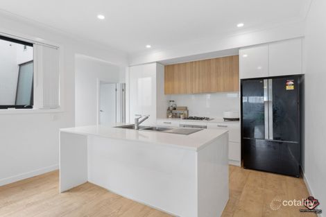 Property photo of 2/25 The Corso North Lakes QLD 4509