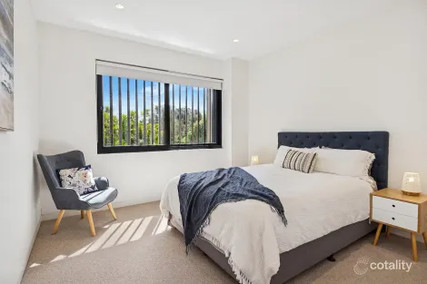 Property photo of 66 Trinity Point Drive Morisset Park NSW 2264