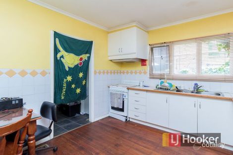 Property photo of 11 Myrtle Grove Doveton VIC 3177