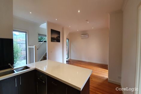 Property photo of 2/471 Middleborough Road Box Hill North VIC 3129