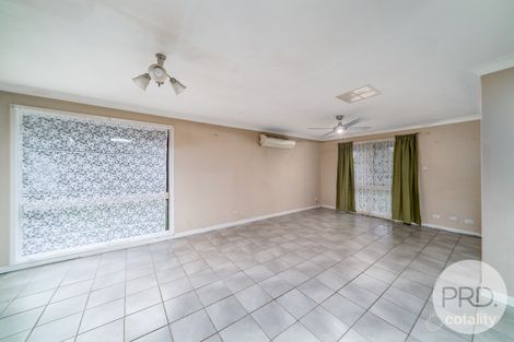Property photo of 5 Oleander Crescent Lake Albert NSW 2650
