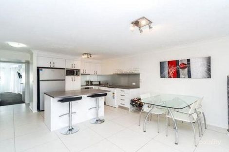 Property photo of 24/37 Bayview Street Runaway Bay QLD 4216