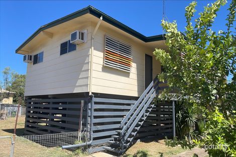 Property photo of 43 Beardmore Crescent Dysart QLD 4745