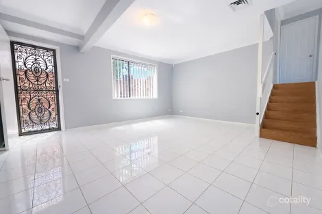 Property photo of 27 Seaton Crescent Cranebrook NSW 2749