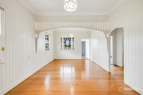 Property photo of 1 McCarthy Street Newtown QLD 4350