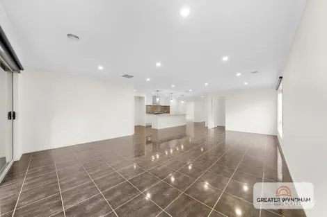 Property photo of 12 Mintarra Road Tarneit VIC 3029