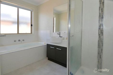 Property photo of 18 Akoona Way Wyndham Vale VIC 3024