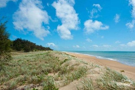 Property photo of 23 Coral Drive Blacks Beach QLD 4740