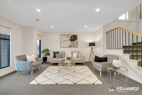 Property photo of 5 Lachie Grove Point Cook VIC 3030