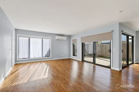 Property photo of 8/6 The Esplanade Dennington VIC 3280