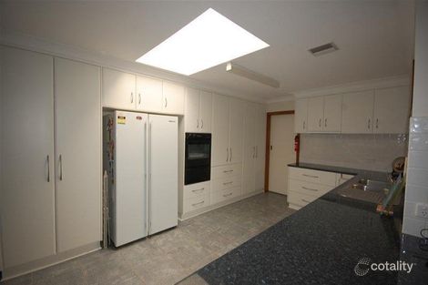 Property photo of 19 Taupo Drive Lake Albert NSW 2650