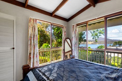 Property photo of 2 Hills Road Goughs Bay VIC 3723