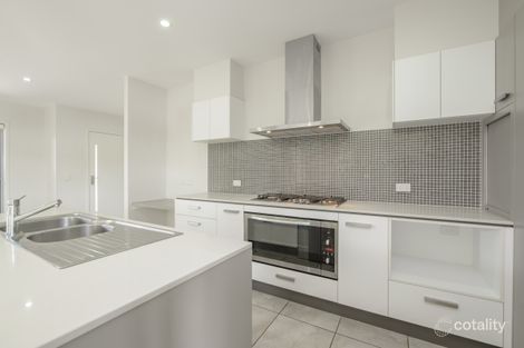 Property photo of 3 Cornforth Crescent Kirkwood QLD 4680