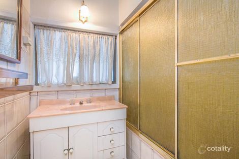 Property photo of 43 Allenby Avenue Reservoir VIC 3073