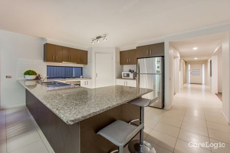 Property photo of 30 Archers Field Drive Cranbourne East VIC 3977