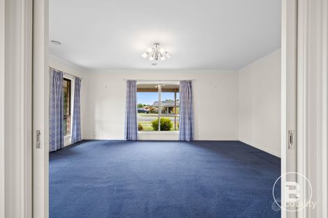 Property photo of 27 Parkview Drive Alfredton VIC 3350