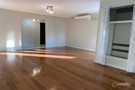Property photo of 37 Larool Crescent Sunshine West VIC 3020