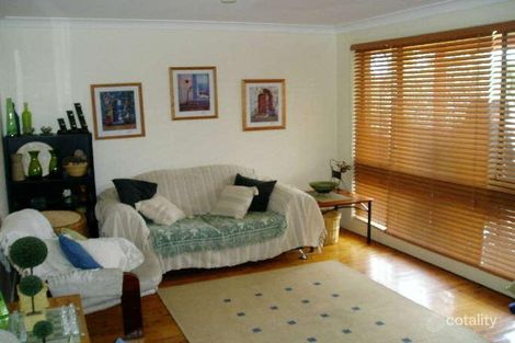 Property photo of 2 Biddy Place Ambarvale NSW 2560