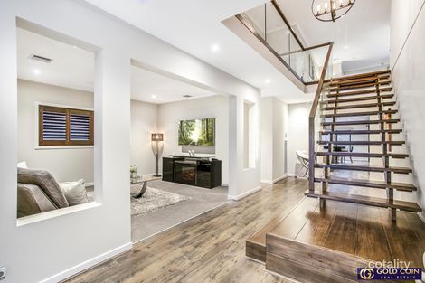 Property photo of 30 Manoora Avenue Clyde North VIC 3978