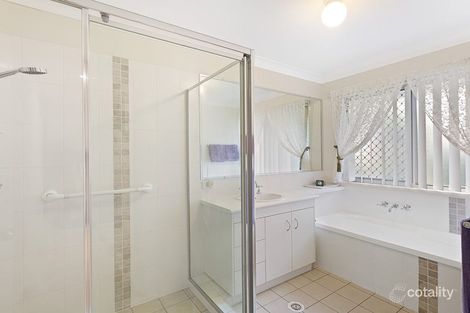 15 Scampi Pl, Redland Bay, QLD 4165