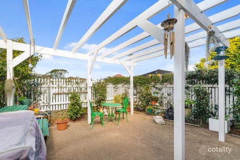 1/246 Lawrence Hargrave Dr, Thirroul, NSW 2515