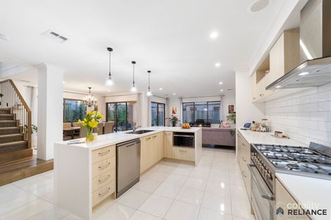 Property photo of 14 Diamantina Way Cobblebank VIC 3338