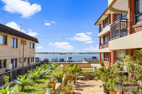 Property photo of 3/274 Marine Parade Labrador QLD 4215