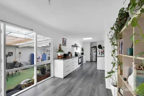Property photo of 12 Van Diemens Crescent Park Grove TAS 7320