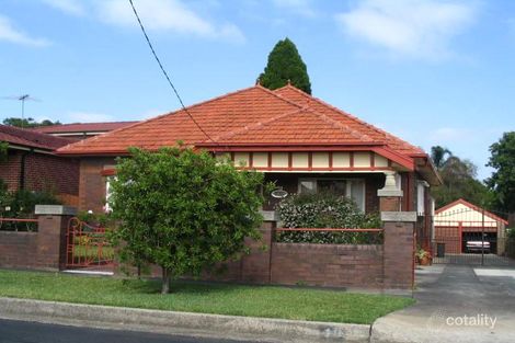 19 Mooculta St, Russell Lea, NSW 2046