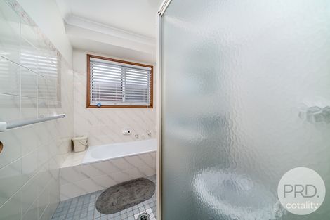 Property photo of 1/1 Yungana Place Glenfield Park NSW 2650