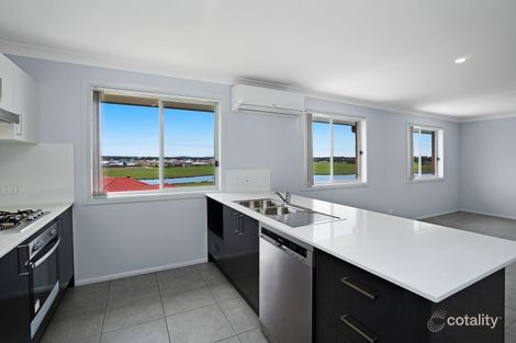 Property photo of 15 Barbara Court Rutherford NSW 2320