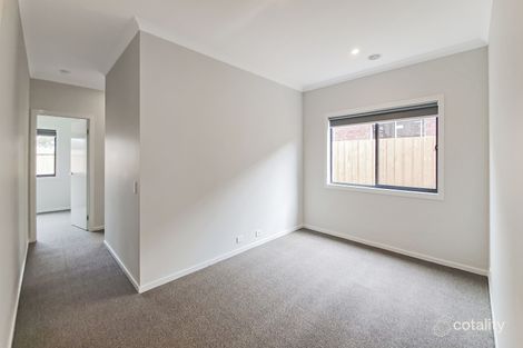 Property photo of 8 Miramar Drive Armstrong Creek VIC 3217
