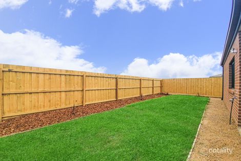 Property photo of 8 Miramar Drive Armstrong Creek VIC 3217