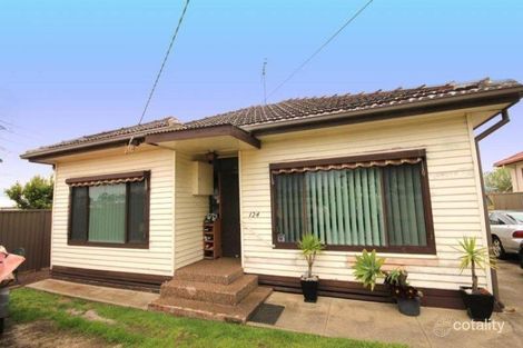 124 Thompson Rd, North Geelong, VIC 3215