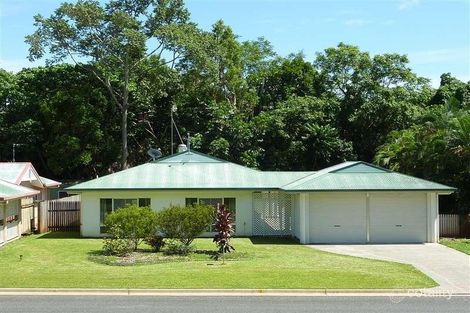 52 Callum St, Mooroobool, QLD 4870