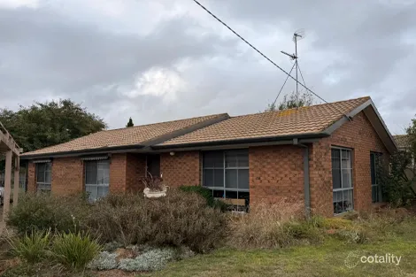45 Mcnulty Dr, Wendouree, VIC 3355