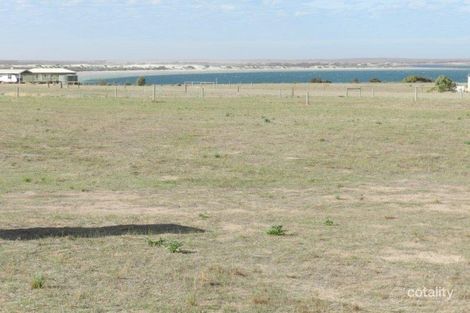 Property photo of 6 Meeinderry Drive Perlubie SA 5680