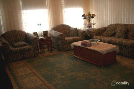 Property photo of 9 Crossley Crescent Coolaroo VIC 3048