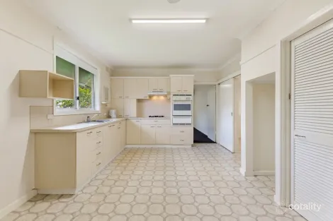 Property photo of 9 Muir Street Kangaroo Flat VIC 3555