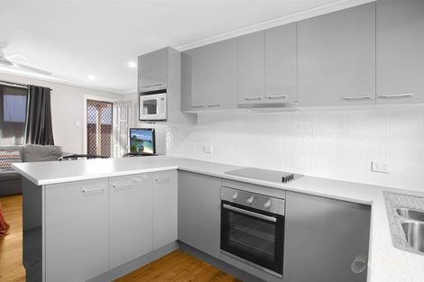 1/78 Barton St, Oak Flats, NSW 2529