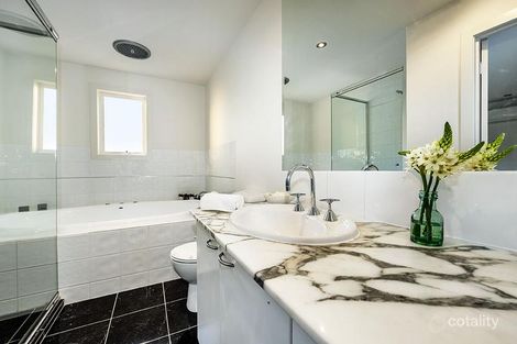 Property photo of 10/100 Railway Place West Melbourne VIC 3003