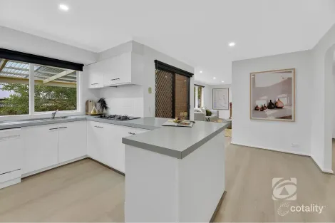 Property photo of 23 Michelle Drive Hampton Park VIC 3976