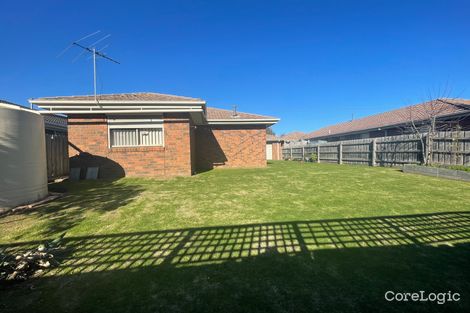 Property photo of 9 Olive Road Hampton Park VIC 3976