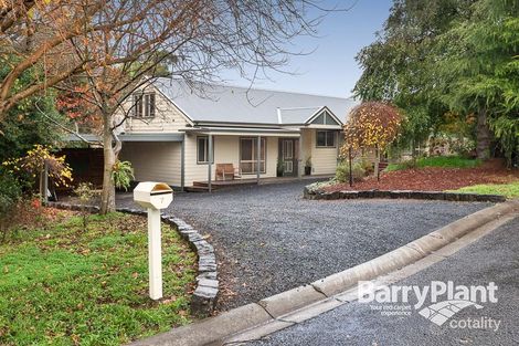 Property photo of 7 Peppermint Court Emerald VIC 3782