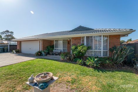 Property photo of 18 Flinders Crescent Wyndham Vale VIC 3024