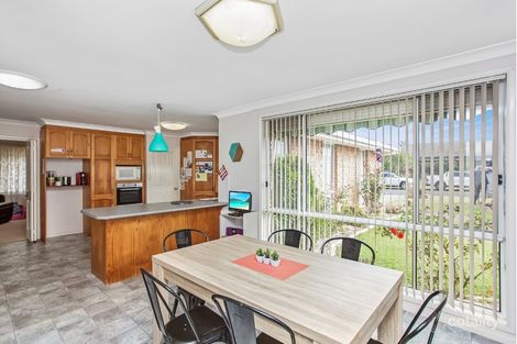 Property photo of 17 Greenview Close Forster NSW 2428