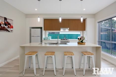 Property photo of 14 Grevillea Drive St Clair NSW 2759